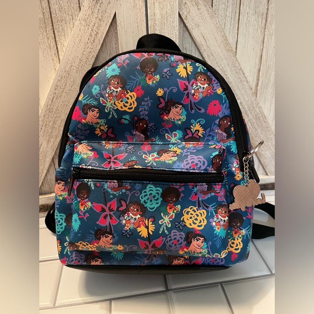 Disney Encanto backpack - Picture 1 of 10